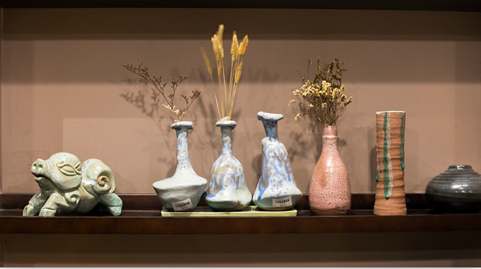 TƯỢNG DECOR BẰNG GỐM SỨ CAO CẤP – ĐẲNG CẤP KHÔNG GIAN SỐNG